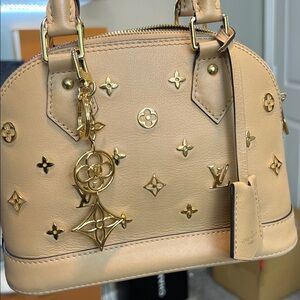Rare LV Bb With Charm